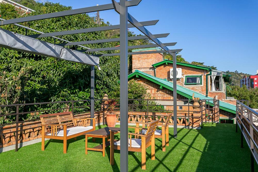 Abaporu Art Hostel ฟลอเรียนอโปลิส ภายนอก รูปภาพ